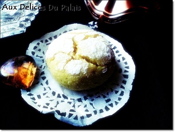 Ghriba macaron marocain à la semoule et noix de coco 